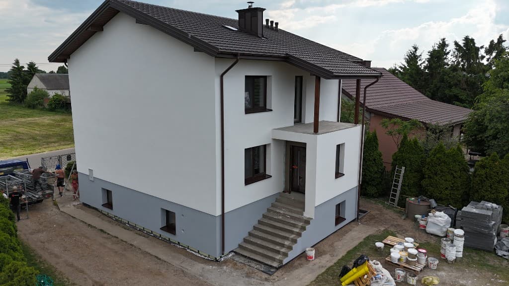 Realizacja Kompleksowa elewacja domu jednorodzinnego - Zabiele, Zabiele - KRYS-BUD